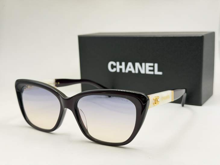 Picture of Chanel Sunglasses _SKUfw80235807fw
